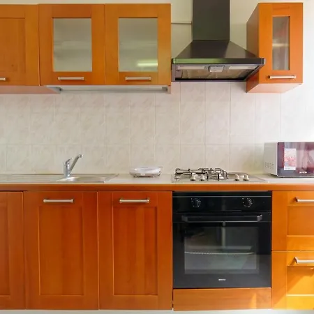 Villa Caffe La Parenzana Вишнян